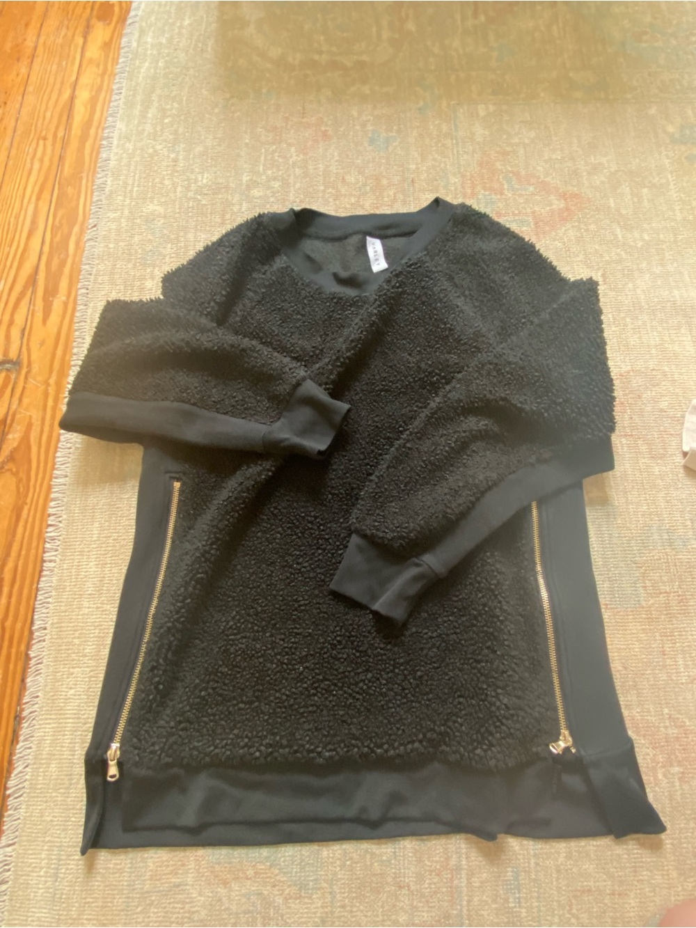 Varley sweatshirt